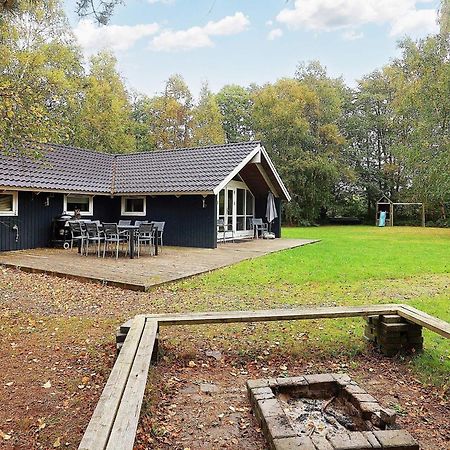 Four-Bedroom Holiday Home In Vaeggerlose 8 Bøtø By Dış mekan fotoğraf