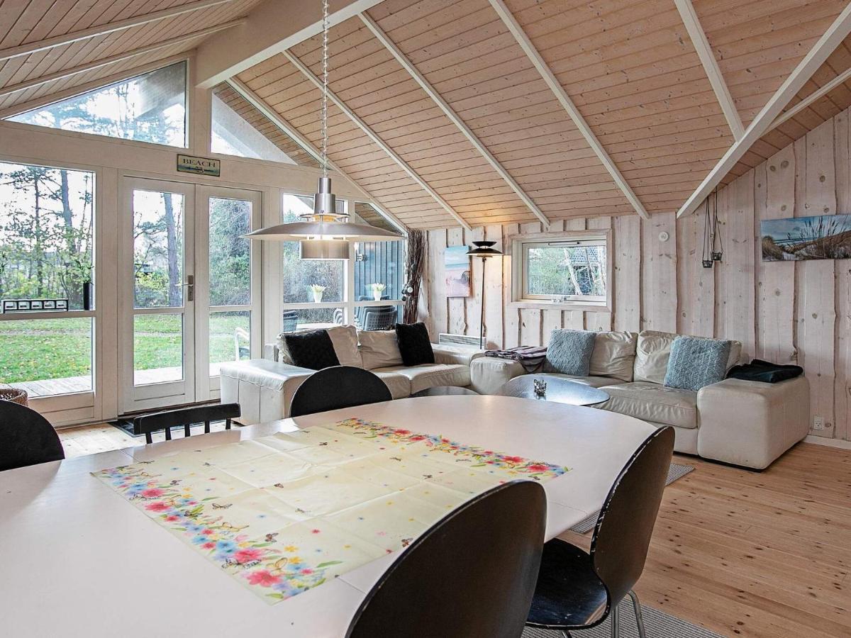 Four-Bedroom Holiday Home In Vaeggerlose 8 Bøtø By Dış mekan fotoğraf